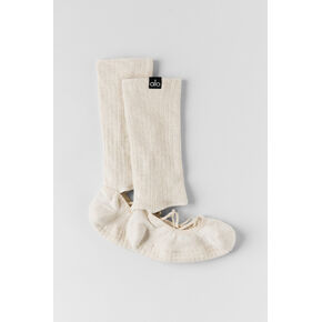 Alo Yoga Women's Strappy Siren Grip Sock - Oatmeal Heather in Kuwait