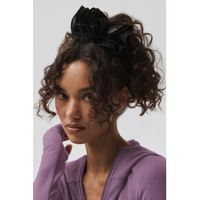 Alo Yoga Mesh Sweet Nothing Scrunchie كبيرة الحجم - أسود - أسود / مقاس واحد in Kuwait