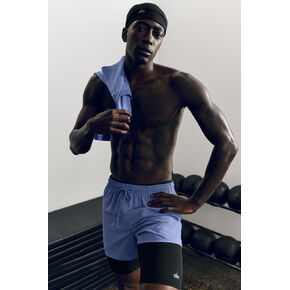 Alo Yoga 5" Circuit Short - Provence Blue in Kuwait