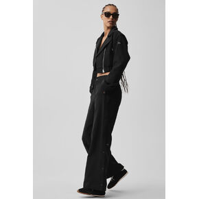 Alo Yoga Mid-Rise Cosmopolitan Snap Pant - Black in Kuwait