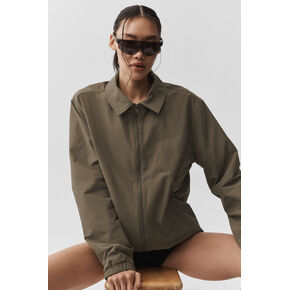 Alo Yoga Torrent Overshirt - Olive Tree in Kuwait