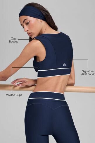 حمالة صدر Alo Yoga Airlift Alignment - كحلي/أبيض in Kuwait