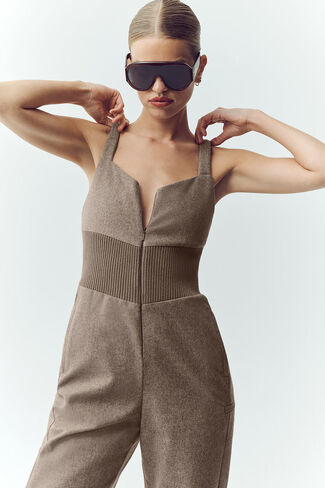 مريلة ألو يوجا من مزيج الصوف على شكل أرنب - هيذر كاكاو جبال الألب in Kuwait