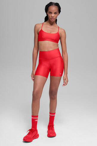 حمالة صدر Alo Yoga Airlift Intrigue - أحمر ساطع in Kuwait