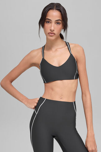 حمالة صدر Alo Yoga Airlift Haven - أنثراسايت/أبيض in Kuwait