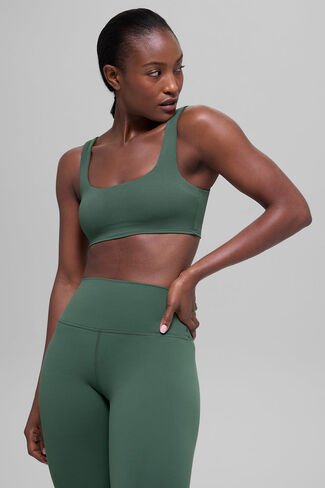 Alo Yoga ALO Softsculpt Precision Bra - Clover Green in Saudi Arabia