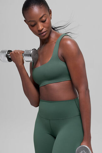 Alo Yoga ALO Softsculpt Precision Bra - Clover Green in Saudi Arabia