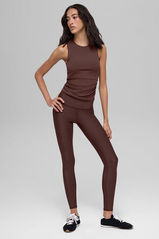 Alo Yoga Ribbed En Pointe Tank - Brownstone in Saudi Arabia