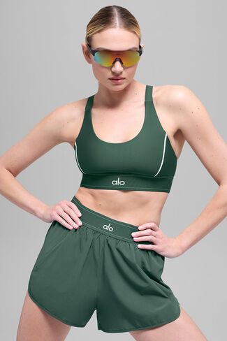 Alo Yoga Match Point Short - Clover Green in Saudi Arabia