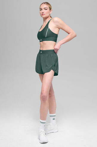 Alo Yoga Match Point Short - Clover Green in Saudi Arabia
