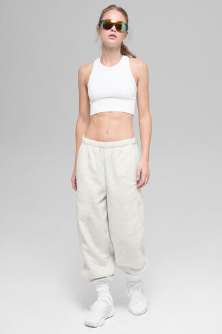 بنطلون رياضي Alo Yoga Polar Fleece عالي الخصر - أبيض رمادي منقط in Kuwait