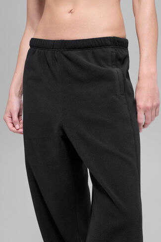 Alo Yoga Polar Fleece High-Waist Retreat Jogger - Black in Saudi Arabia