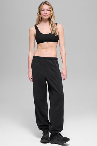 Alo Yoga Polar Fleece High-Waist Retreat Jogger - Black in Saudi Arabia