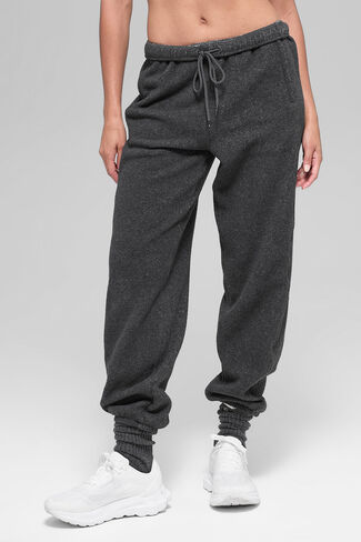 Alo Yoga Polar Fleece High-Waist Retreat Jogger - Dark Heather Grey in Saudi Arabia