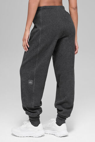 Alo Yoga Polar Fleece High-Waist Retreat Jogger - Dark Heather Grey in Saudi Arabia