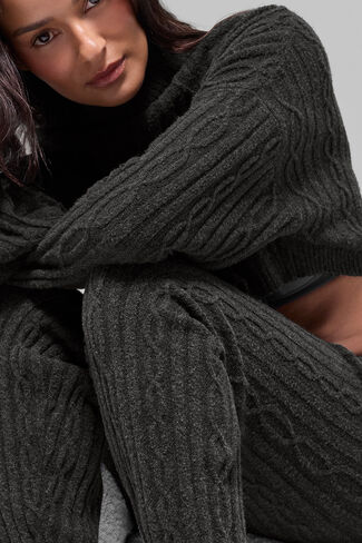 بنطال Alo Yoga Cable Knit Winter Bliss - رمادي داكن منقط in Saudi Arabia
