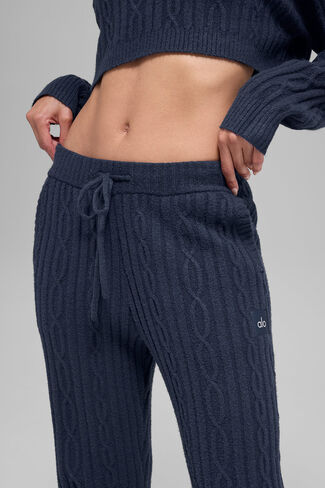 Alo Yoga Cable Knit Winter Bliss Pant - Navy in Kuwait