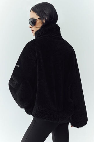 Alo Yoga Sherpa Fireside Bomber - Black in Saudi Arabia