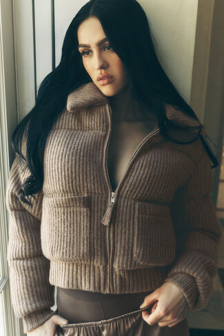 Alo Yoga Cashmere Northstar Sweater Puffer - Alpine Cocoa Heather in Saudi Arabia