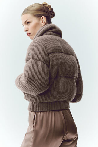 Alo Yoga Cashmere Northstar Sweater Puffer - Alpine Cocoa Heather in Saudi Arabia