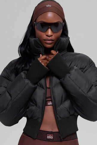 Alo Yoga Cropped Atmosphere Puffer - Black in Saudi Arabia
