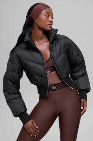 Alo Yoga Cropped Atmosphere Puffer - Black in Saudi Arabia
