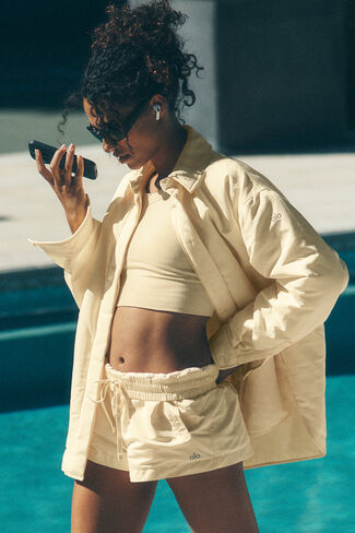 Alo Yoga Socialite Shacket - Candlelight Yellow in Kuwait