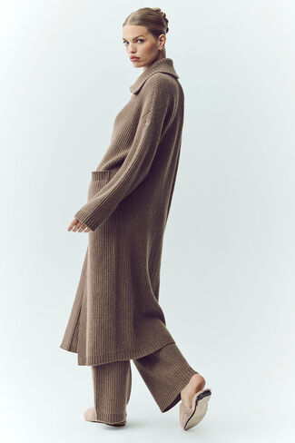 Alo Yoga Cashmere Northstar Long Cardigan - Alpine Cocoa Heather in Saudi Arabia