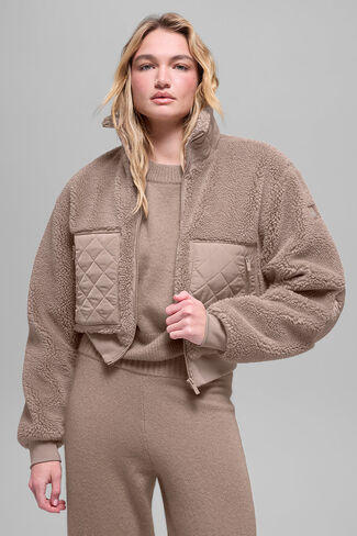 Alo Yoga Sherpa Edge Bomber - Chai Latte in Saudi Arabia
