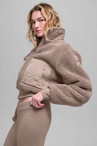 Alo Yoga Sherpa Edge Bomber - Chai Latte in Saudi Arabia
