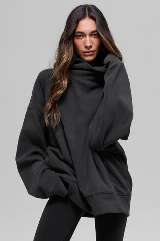 Alo Yoga Polar Fleece Hazy Pullover - Black in Saudi Arabia