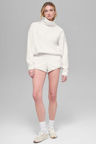 Alo Yoga Polar Fleece Hazy Pullover - Ivory in Saudi Arabia