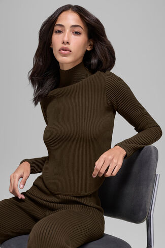 Alo Yoga Denim Knit بأكمام طويلة بدون ظهر - إسبرسو/أسود in Kuwait