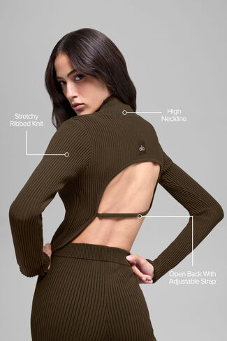 Alo Yoga Denim Knit بأكمام طويلة بدون ظهر - إسبرسو/أسود in Kuwait