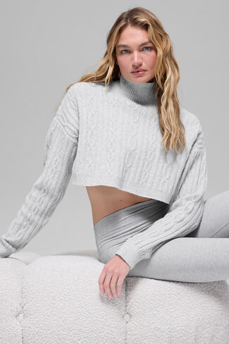 Alo Yoga Cable Knit Cropped Winter Bliss المدورة بأكمام طويلة - رمادي رياضي منقط in Kuwait
