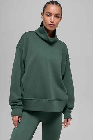 بلوفر Alo Yoga Hazy Mock Neck - أخضر كلوفر in Kuwait