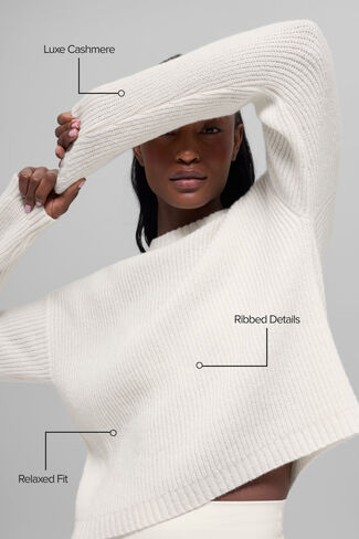 سترة Alo Yoga صوف كشمير مضلعة بفتحة رقبة مستديرة - عاجي in Kuwait