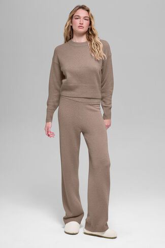 Alo Yoga Wool Cashmere Cropped New Class Crewneck Sweater - Chai Latte in Saudi Arabia