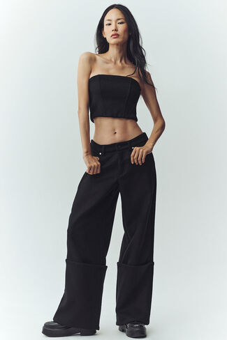 مشد Alo Yoga Wool Blend Nightcap - أسود in Kuwait