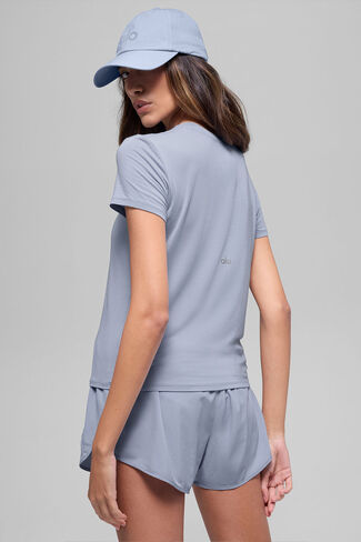Alo Yoga All Day Short Sleeve - Winter Frost in Saudi Arabia