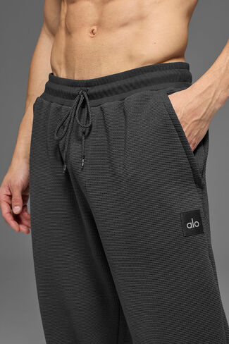 Alo Yoga Waffle Lounge Jogger - Anthracite in Kuwait