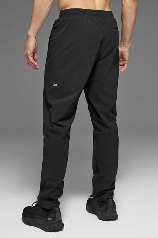 Alo Yoga Repetition Pant - Black in Saudi Arabia