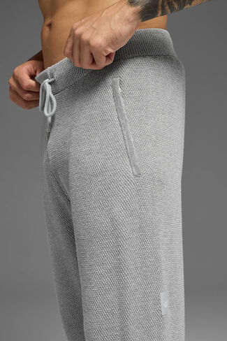 Alo Yoga Sports Club Jogger - رمادي رياضي منقط in Kuwait