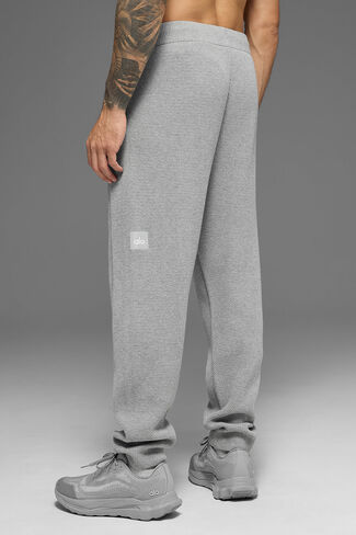 Alo Yoga Sports Club Jogger - رمادي رياضي منقط in Kuwait