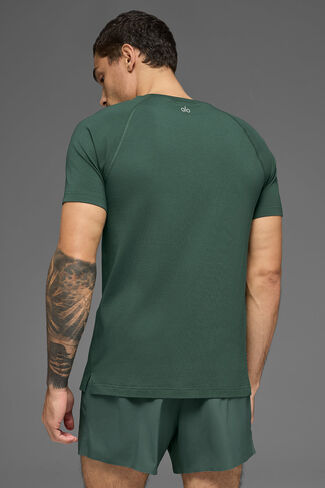 Alo Yoga ALO Vapor Crewneck Short Sleeve - Clover Green in Kuwait