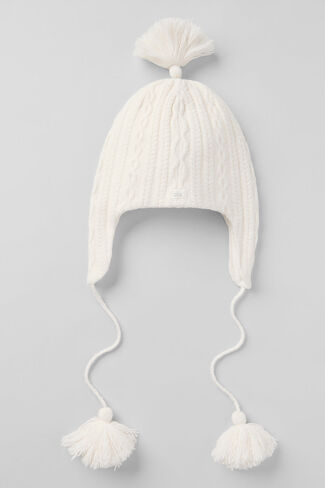 قبعة Alo Yoga Cable Knit Winter Bliss Earflap - عاجي - عاجي / مقاس واحد in Kuwait