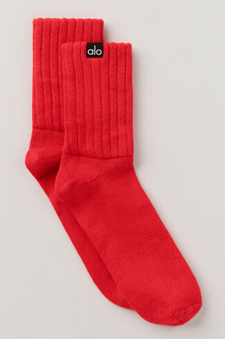 Alo Yoga Unisex Half-Crew Scrunch Sock - Bright Red in Kuwait