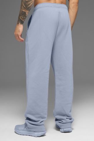 بنطال رياضي Alo Yoga Accolade ذو ساق مستقيمة - صقيع الشتاء in Kuwait