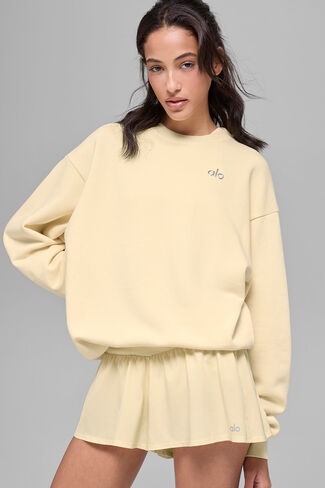 Alo Yoga Accolade Crew Neck Pullover - Candlelight Yellow in Saudi Arabia