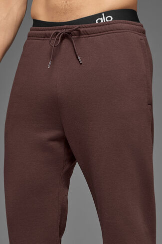 Alo Yoga Chill Sweatpant - Brownstone in Saudi Arabia